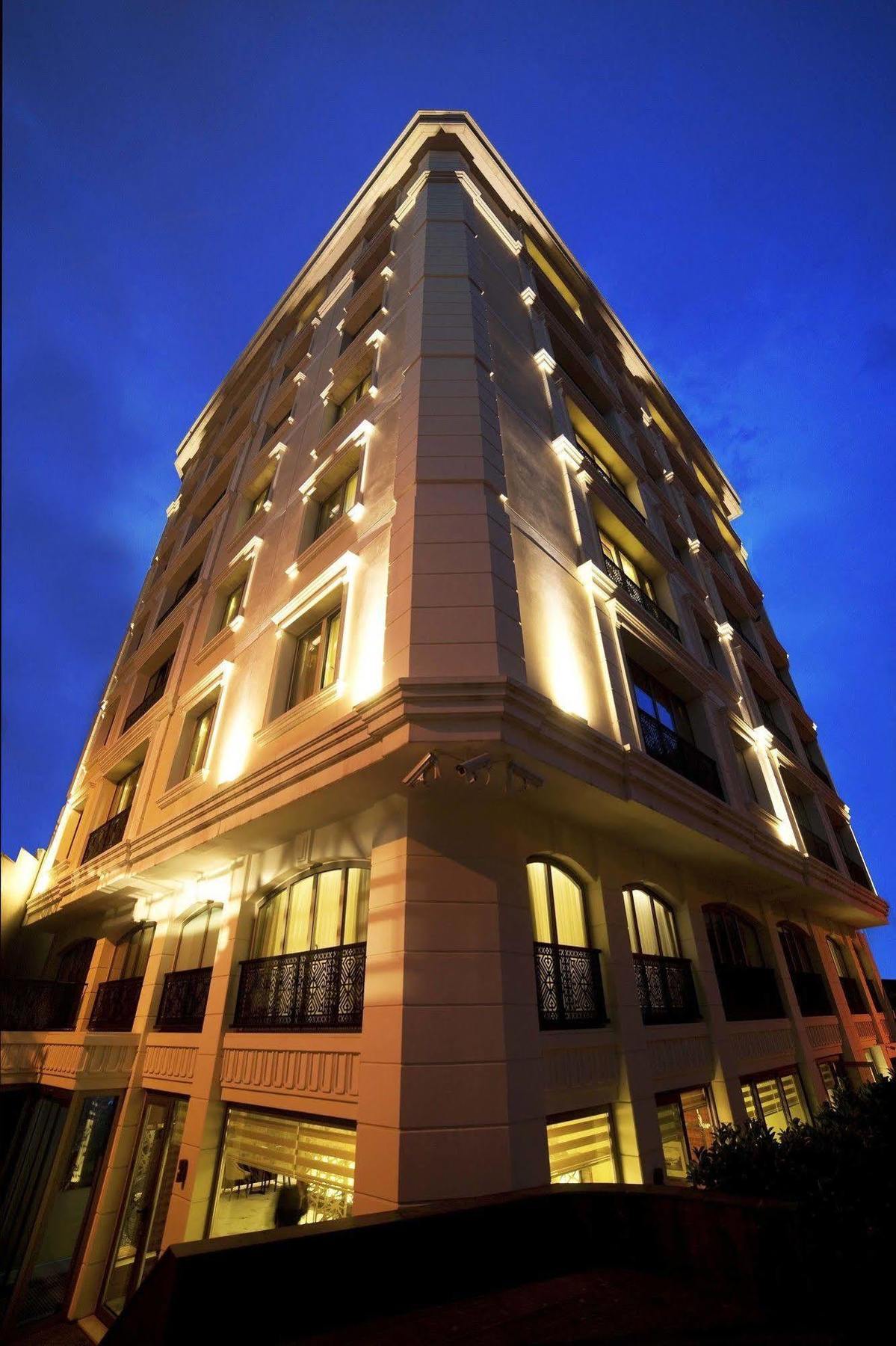 Taba Luxury Suites And Hotel Istambul Exterior foto